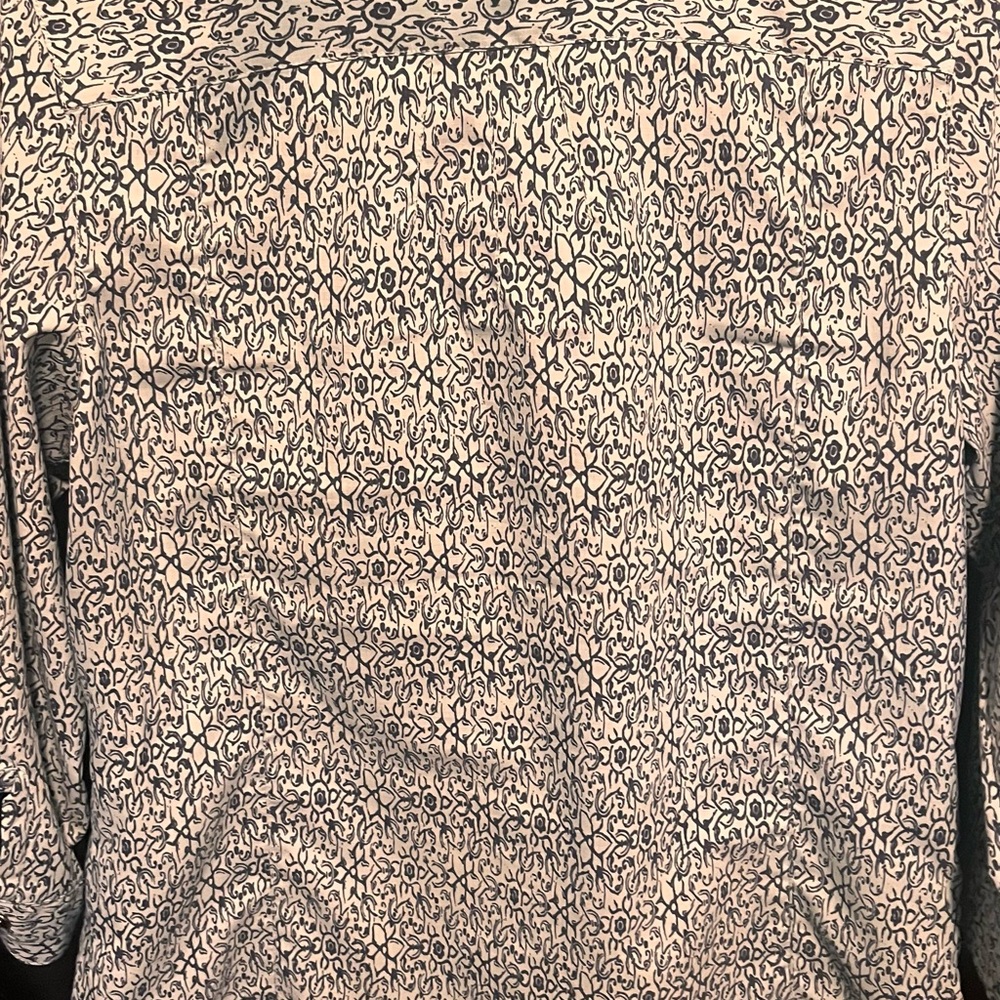 Blue/aqua women’s Royal Robbin’s Patterned snap -Up Shirt. Size 8 Gently used - Picture 4 of 4